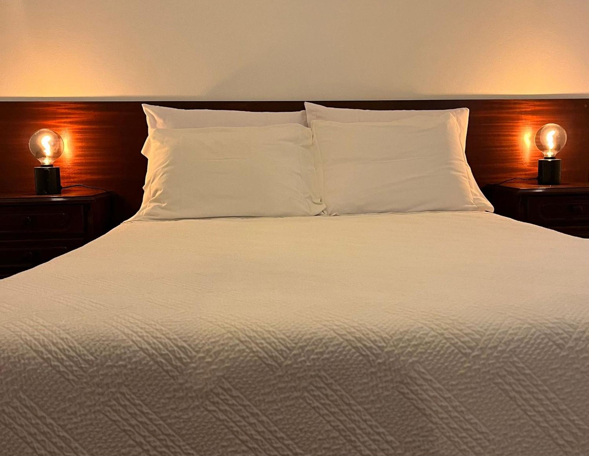 Bed and Breakfast Romeu Quarteira Exterior foto