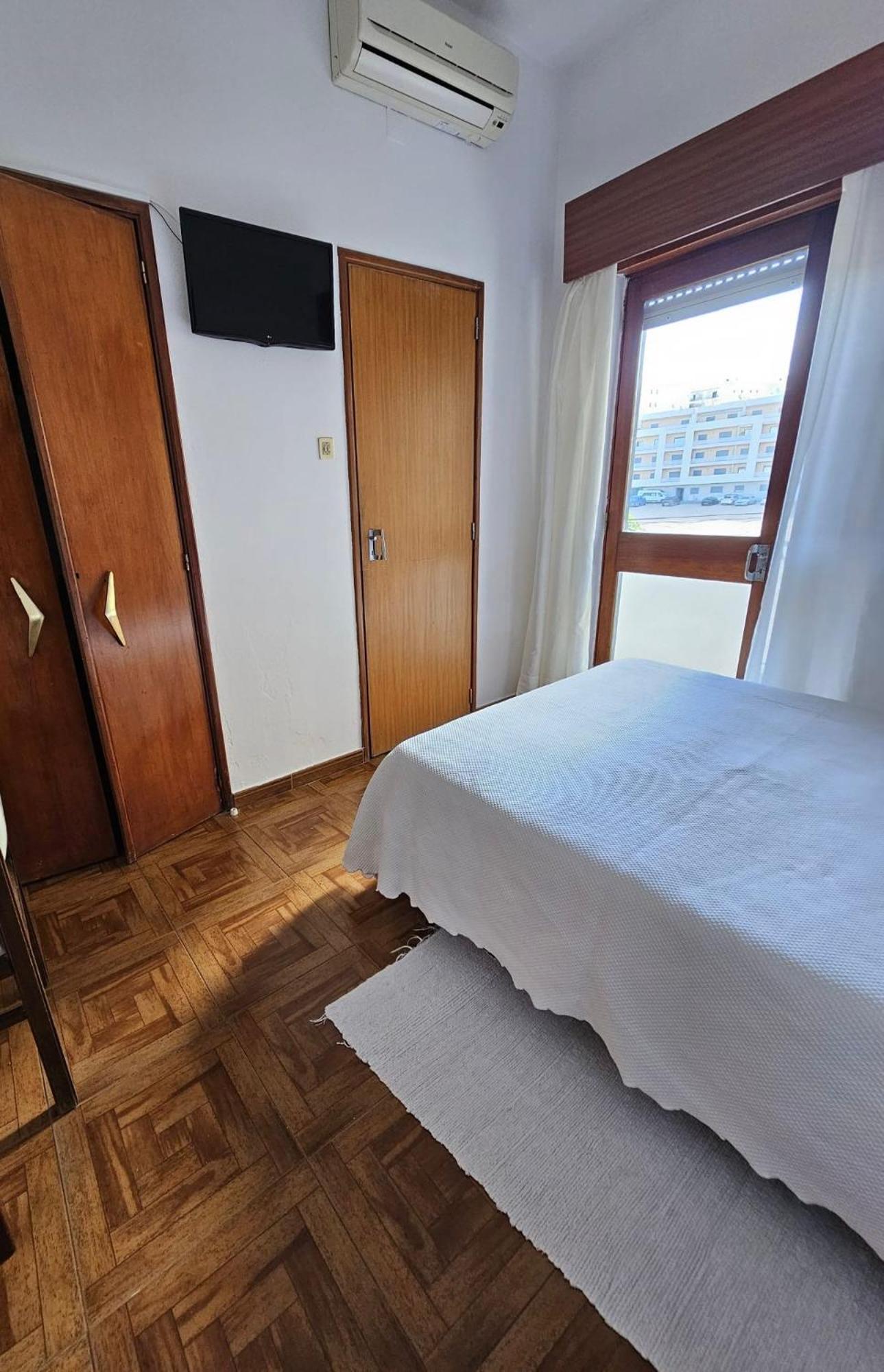 Bed and Breakfast Romeu Quarteira Exterior foto