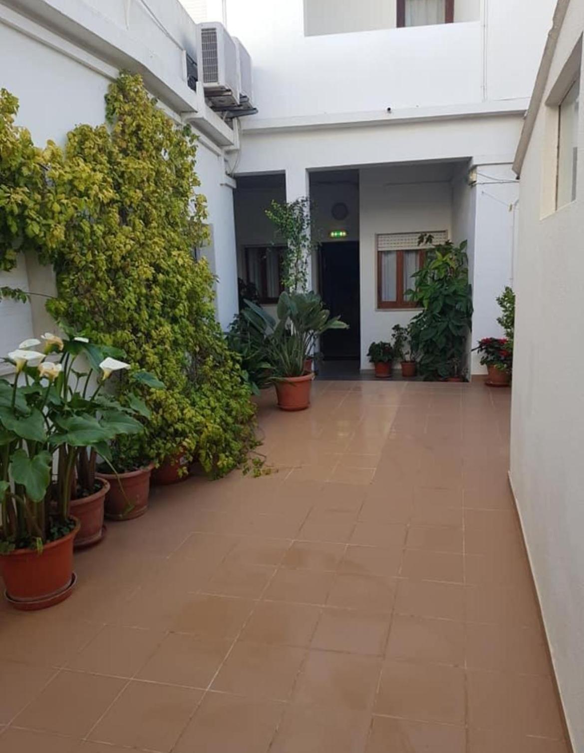 Bed and Breakfast Romeu Quarteira Exterior foto
